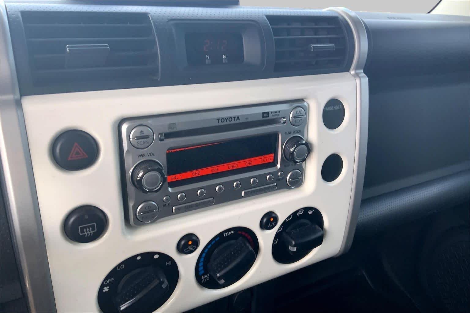 Used 2014 Iceberg Toyota  image 26