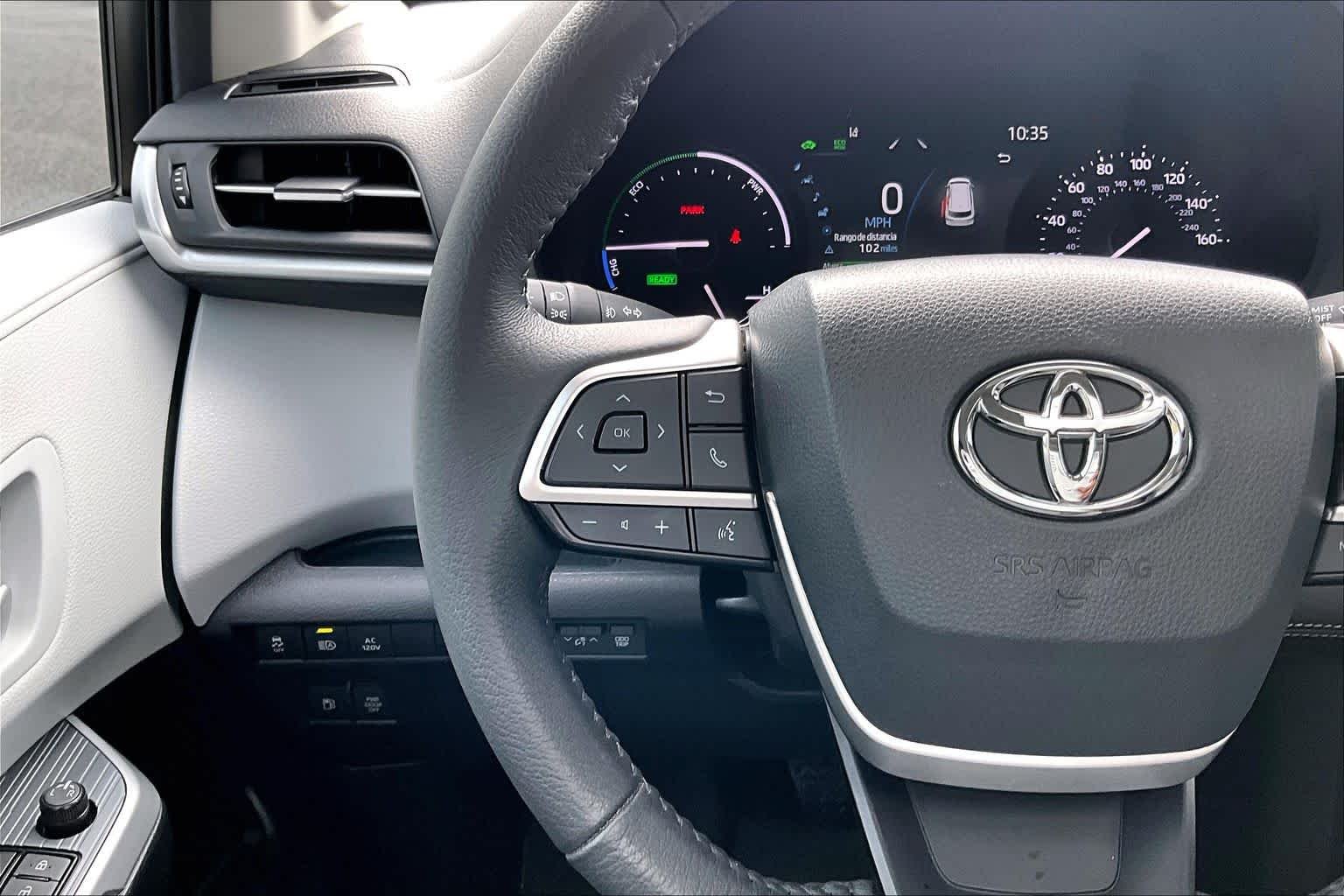 Used 2025 Wind Chill Pearl Toyota XLE image 24