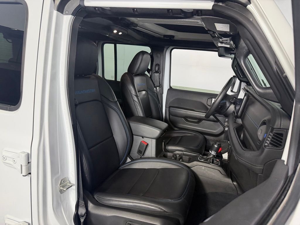 Used 2024 White Jeep Rubicon 4xe image 33