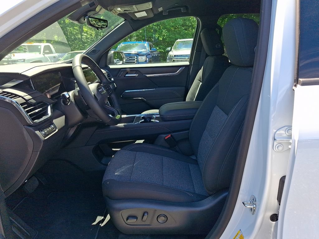 New 2026 Summit White GMC Elevation image 7