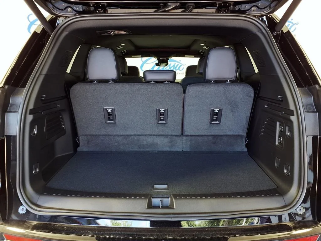 New 2026 Ebony Twilight Metallic GMC Denali image 10