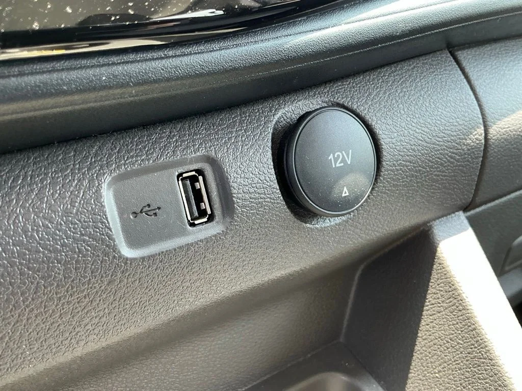 Used 2025 White Ford XLT image 38