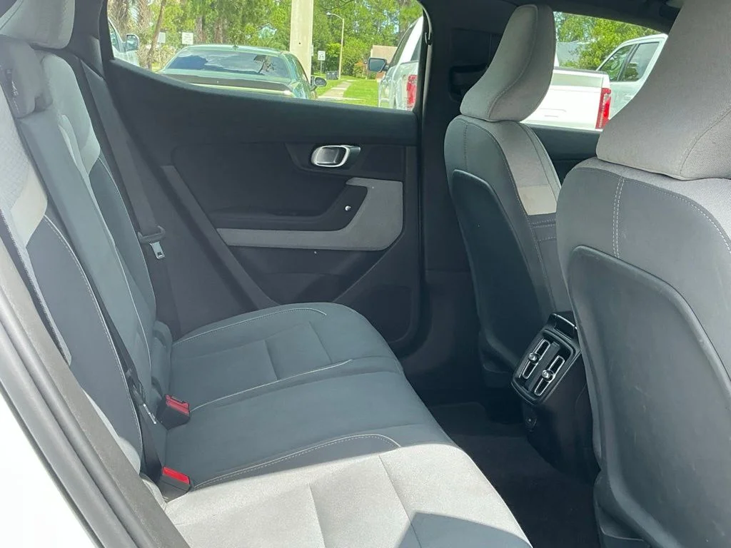 Used 2023  Polestar Long Range Dual Motor image 17
