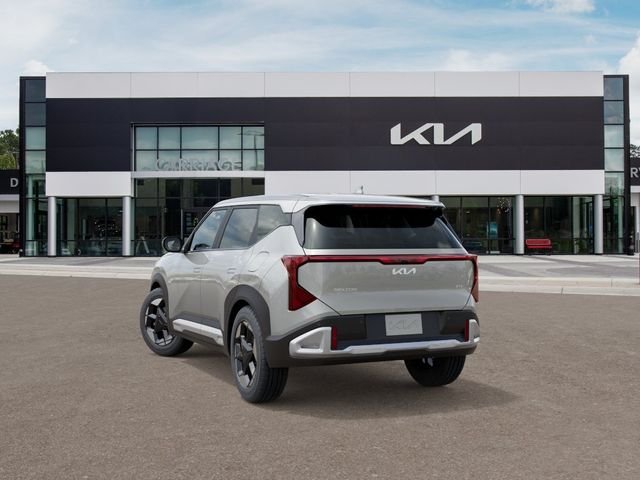 New 2027 Ivory Silver Kia EX image 4
