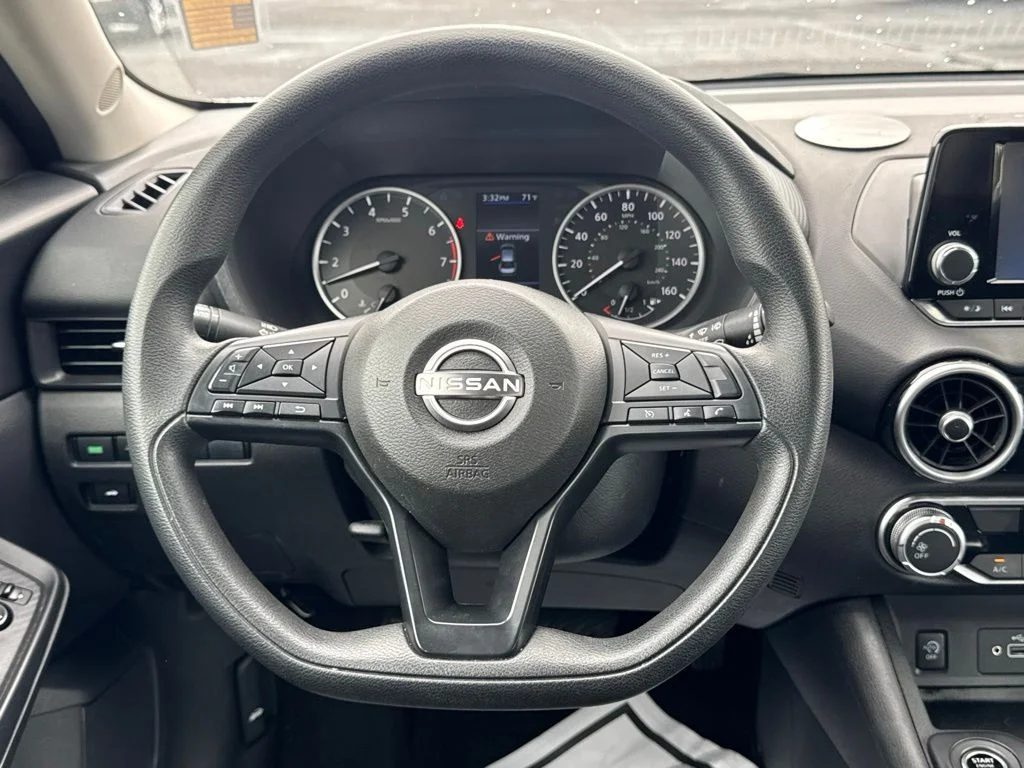 Used 2024 White Nissan S image 18