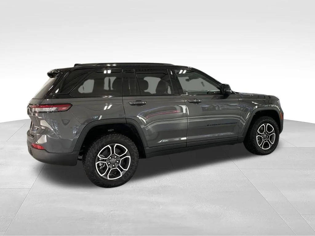 New 2024 Baltic Gray Metallic Clearcoat Jeep Trailhawk 4xe image 4
