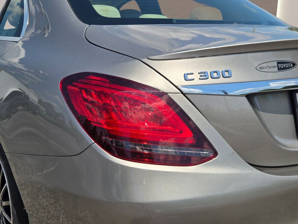 Used 2020 Beige Mercedes-Benz C 300 image 10