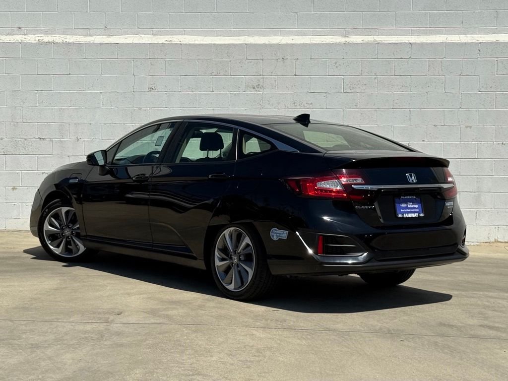 Certified Used 2021 Black Honda Touring image 4