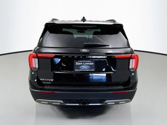 New 2027 Agate Black Metallic Ford Active image 6
