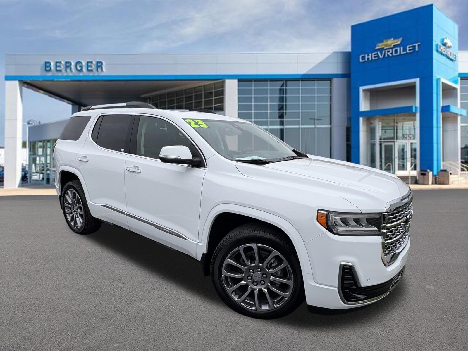 2023 GMC Acadia Denali AWD's photo