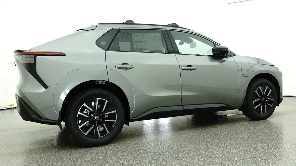 New 2026 Heavy Metal Toyota XLE image 12