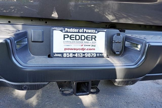 New 2026 Granite Crystal Metallic Clear-Coat Exterior Paint RAM Tradesman image 17