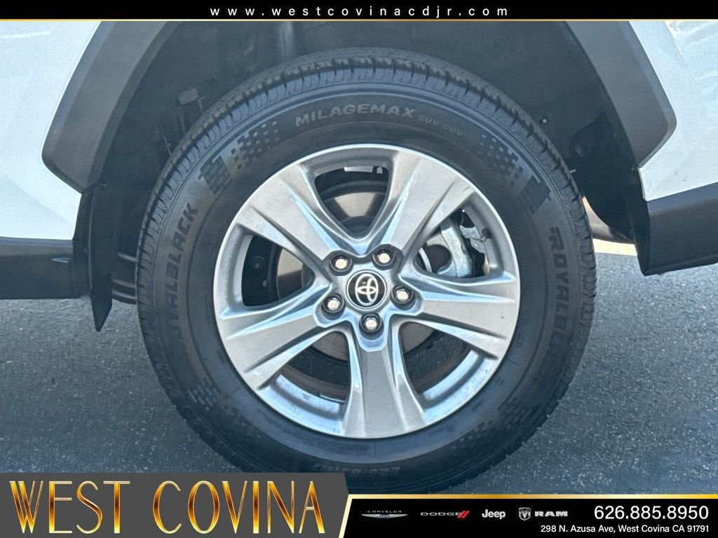 Used 2024 White Toyota XLE image 17