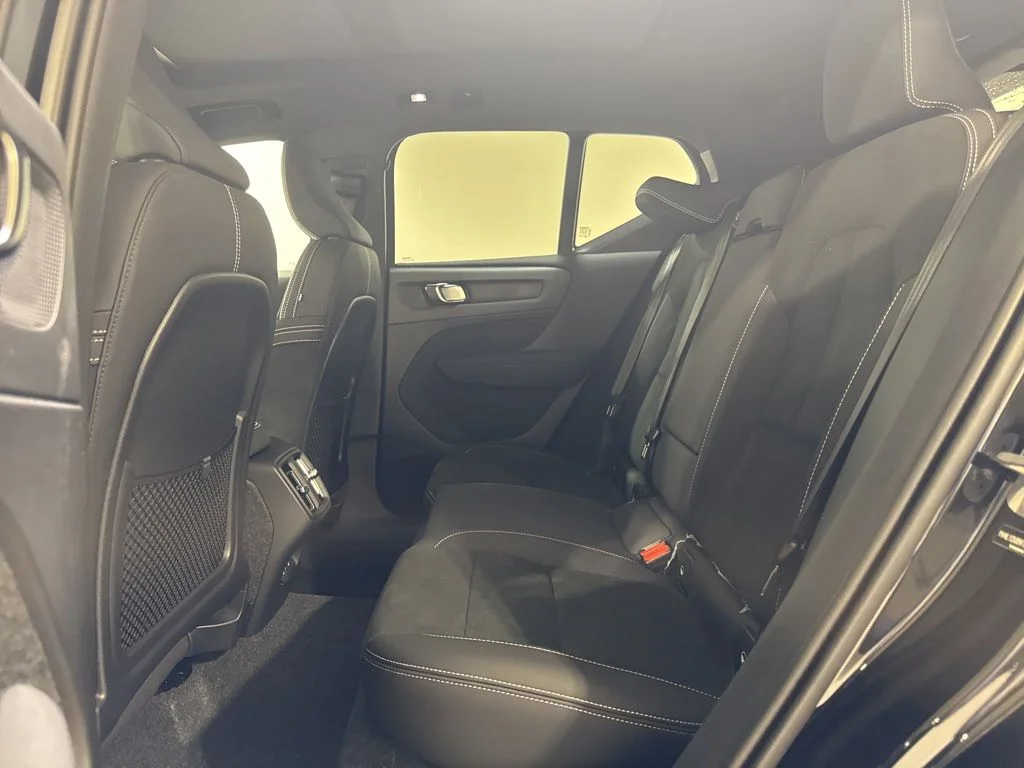 New 2026 Onyx Black Volvo B5 Ultra Black Edition image 22