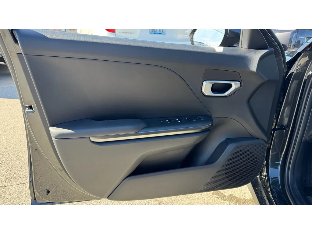 New 2026 Gry Kia LXS image 23
