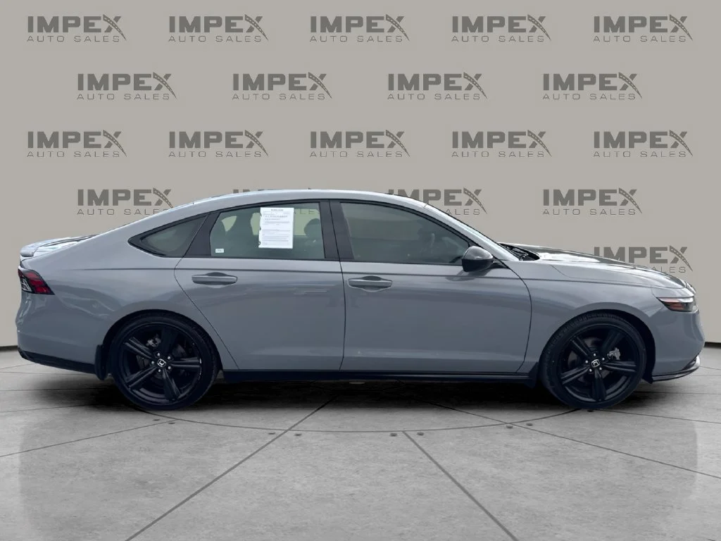 Used 2025 Gray Honda Sport-L image 6