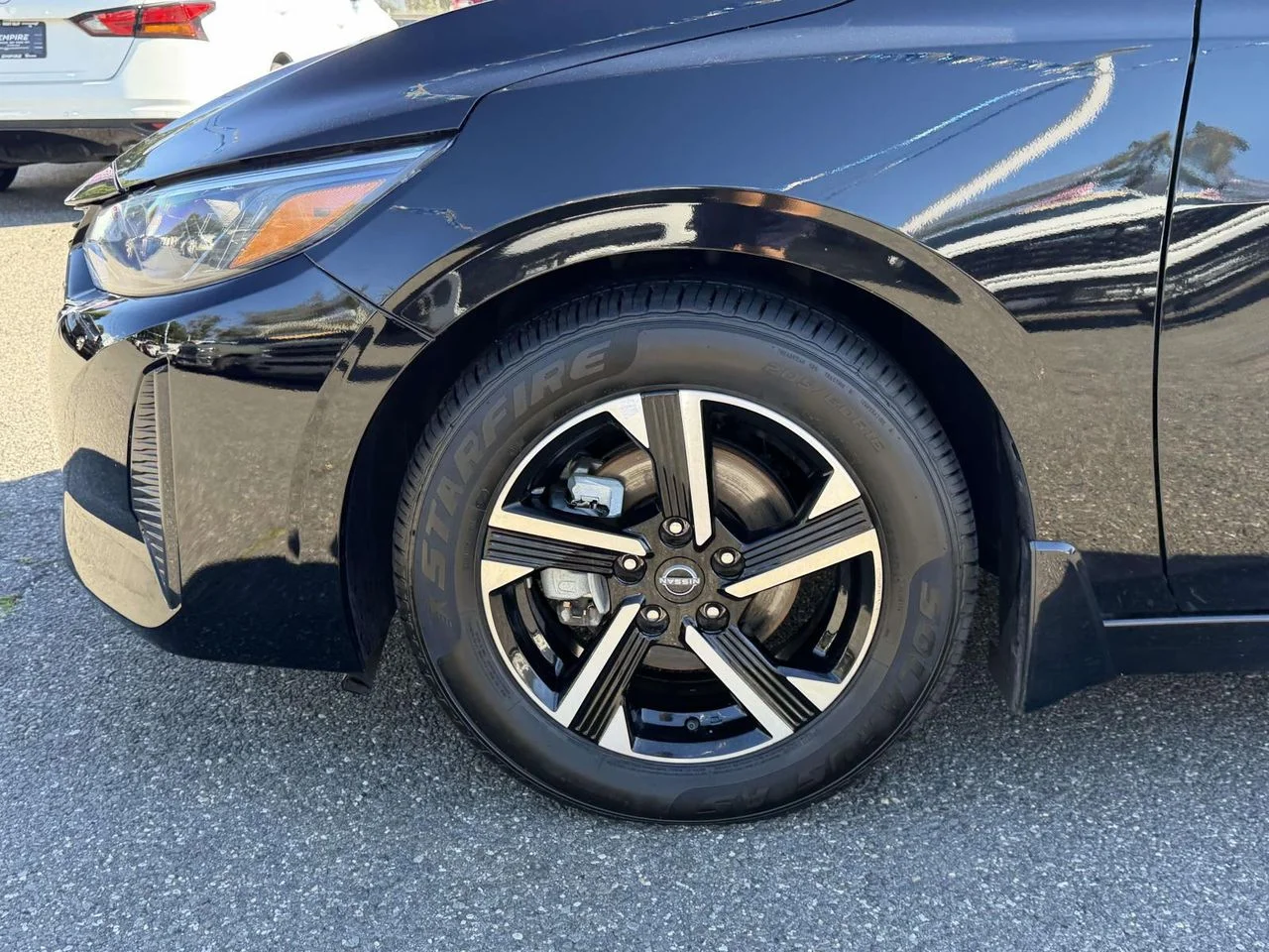 Used 2024 Super Black Nissan SV Xtronic CVT image 10