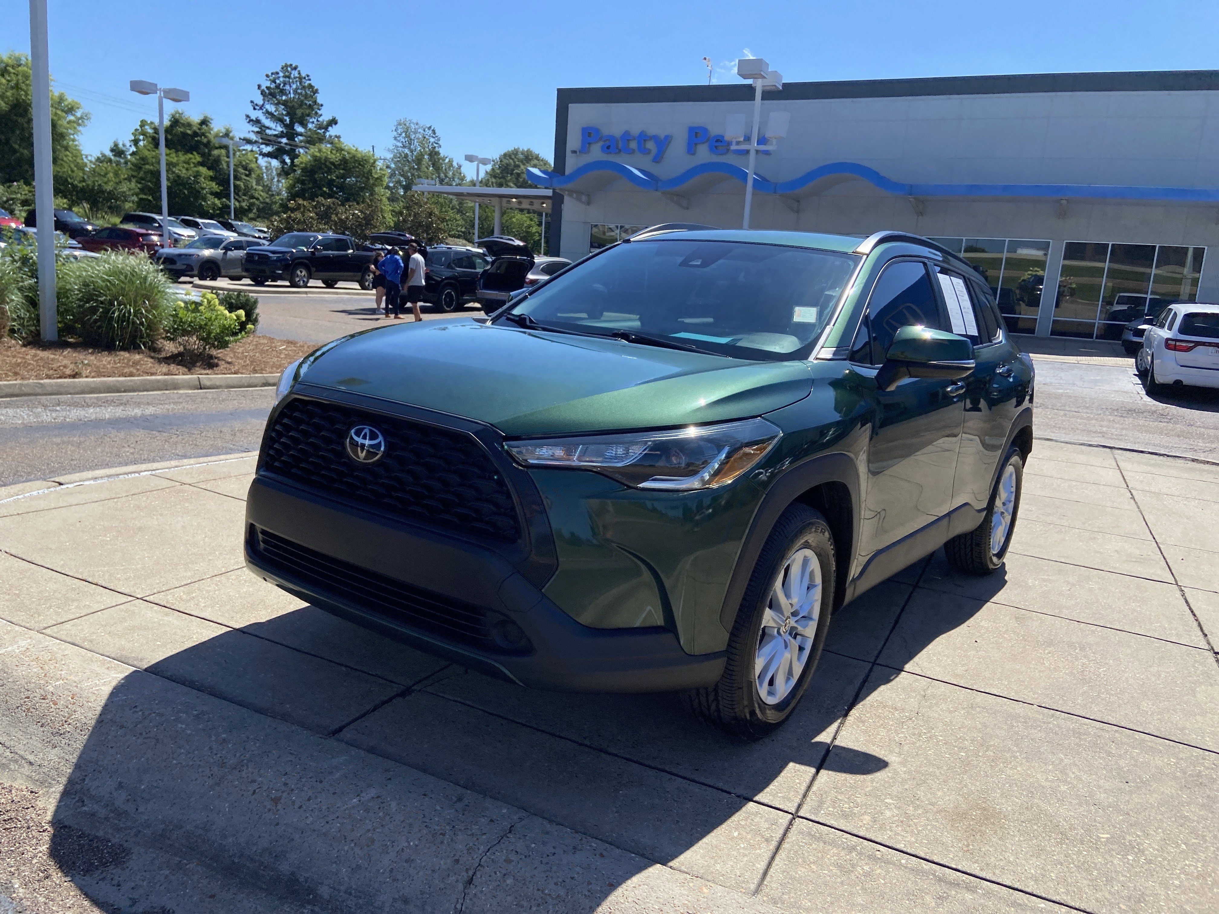 Used 2022 Cypress Toyota LE image 7