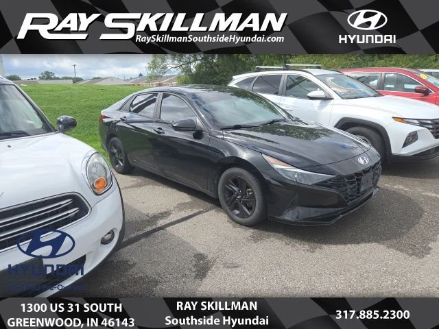 Used 2021 Black Hyundai SEL image 1