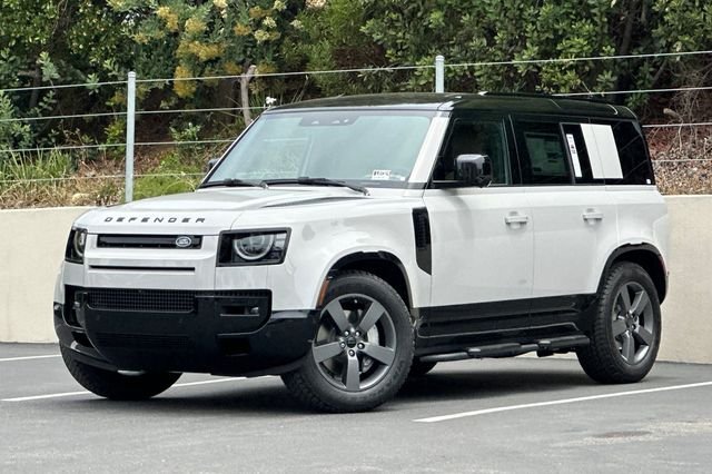 2026 Land Rover Defender 110 X-Dynamic SE