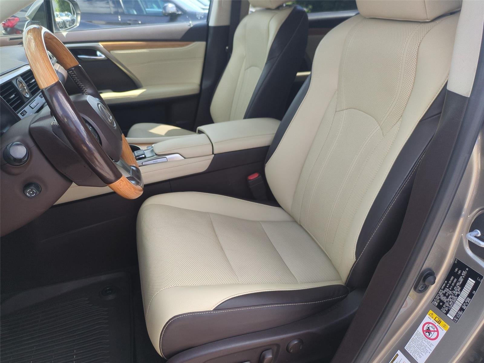 Used 2018 Atomic Silver Lexus RX 350L image 18