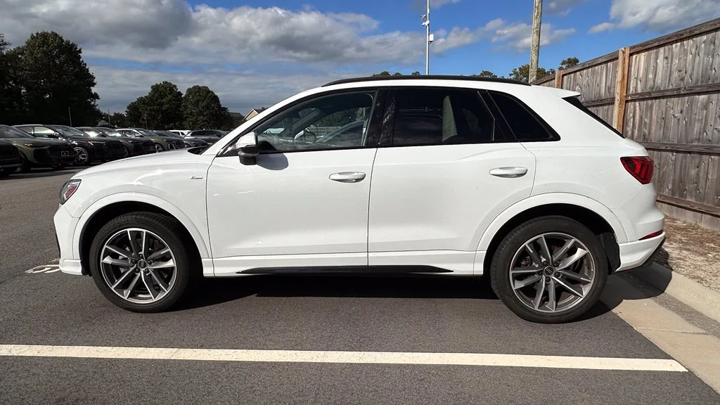 Used 2024 Glacier White Audi Premium image 8