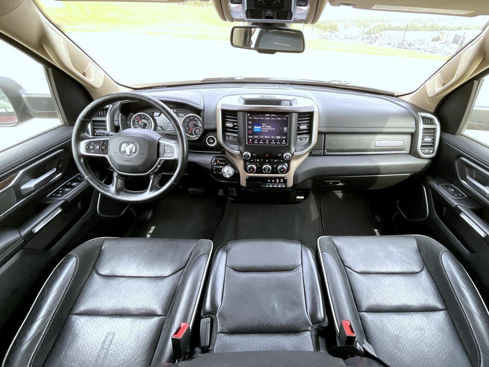 Used 2019 Red Ram Laramie image 15