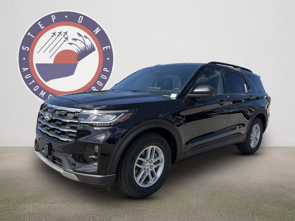 New 2027 Agate Black Metallic Ford Active image 2