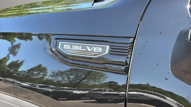 Used 2025 Black GMC Elevation image 35