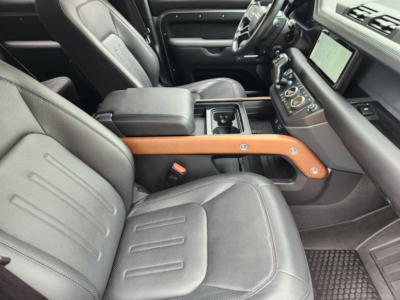 Used 2020 Eiger Grey Metallic Land Rover X image 12