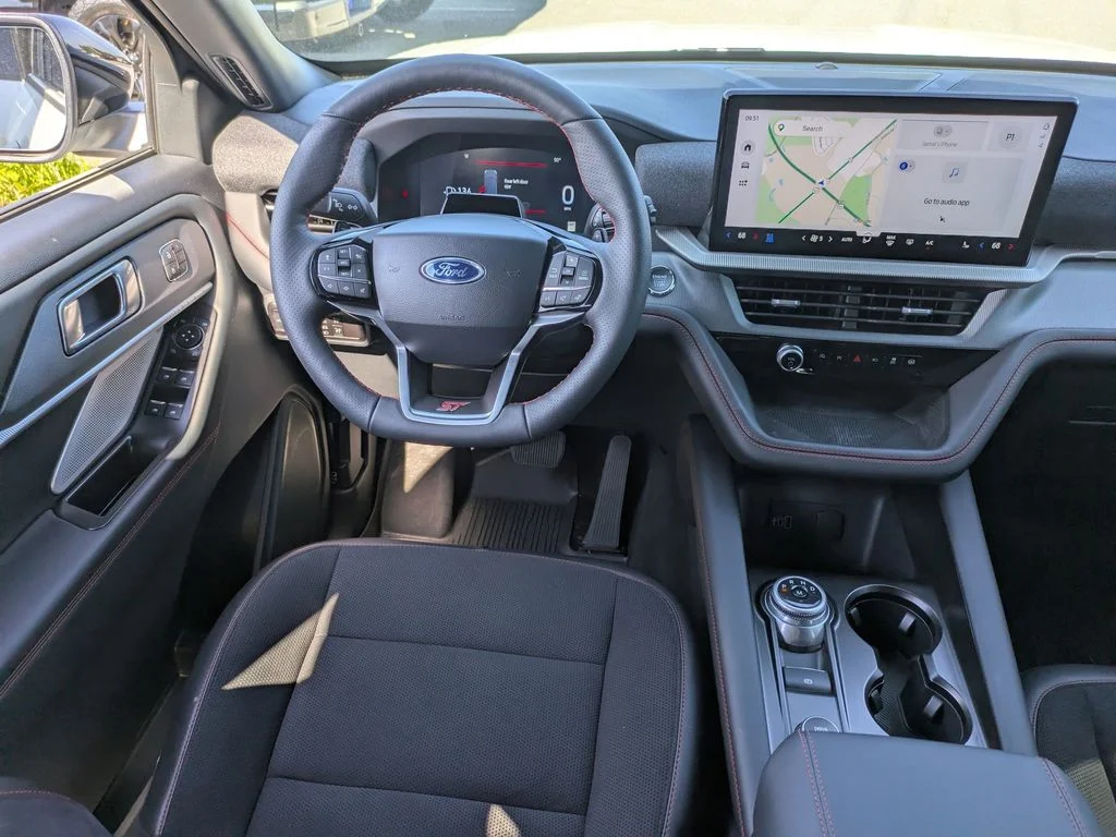 New 2026 Star White Metallic Tri-Coat Ford ST image 19