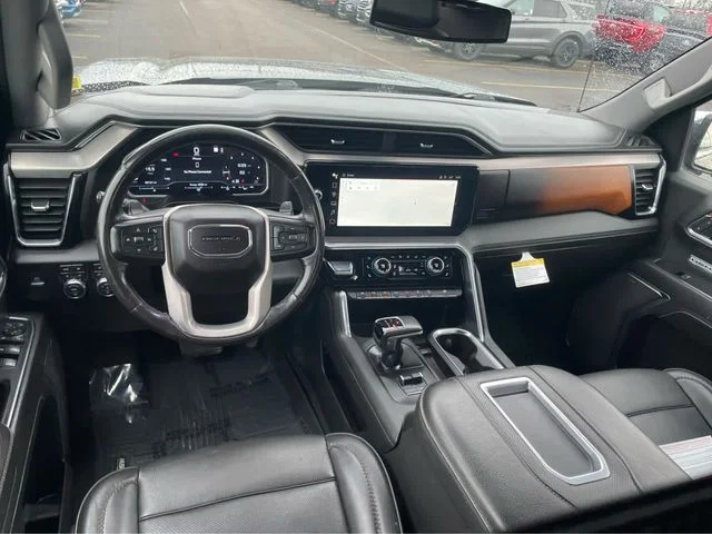 Used 2022 Black GMC Denali image 18