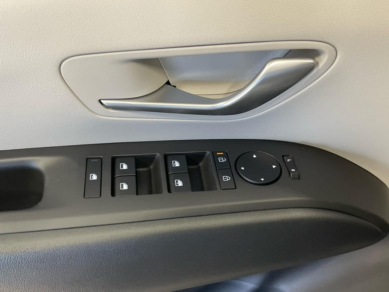New 2026 Ecotronic Gray Hyundai SEL AWD image 28