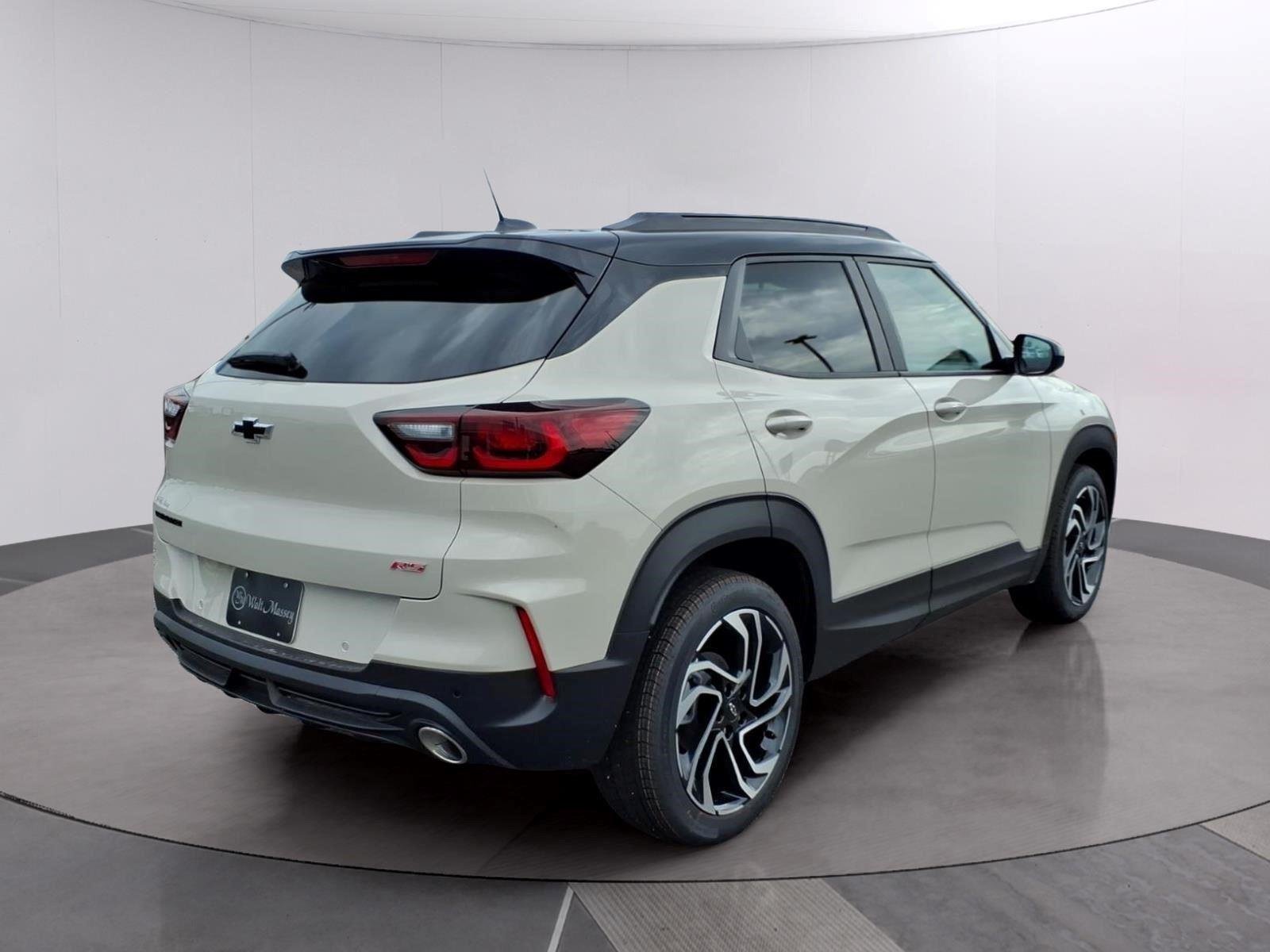 New 2026 White Sands Chevrolet RS image 5