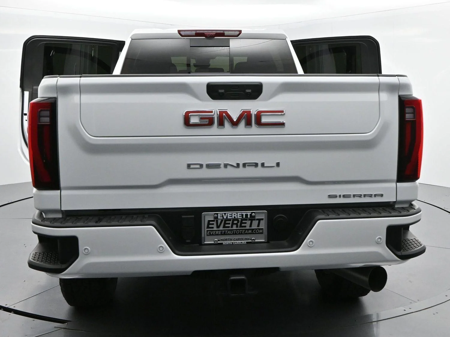 Used 2026 Summit White GMC Denali image 42