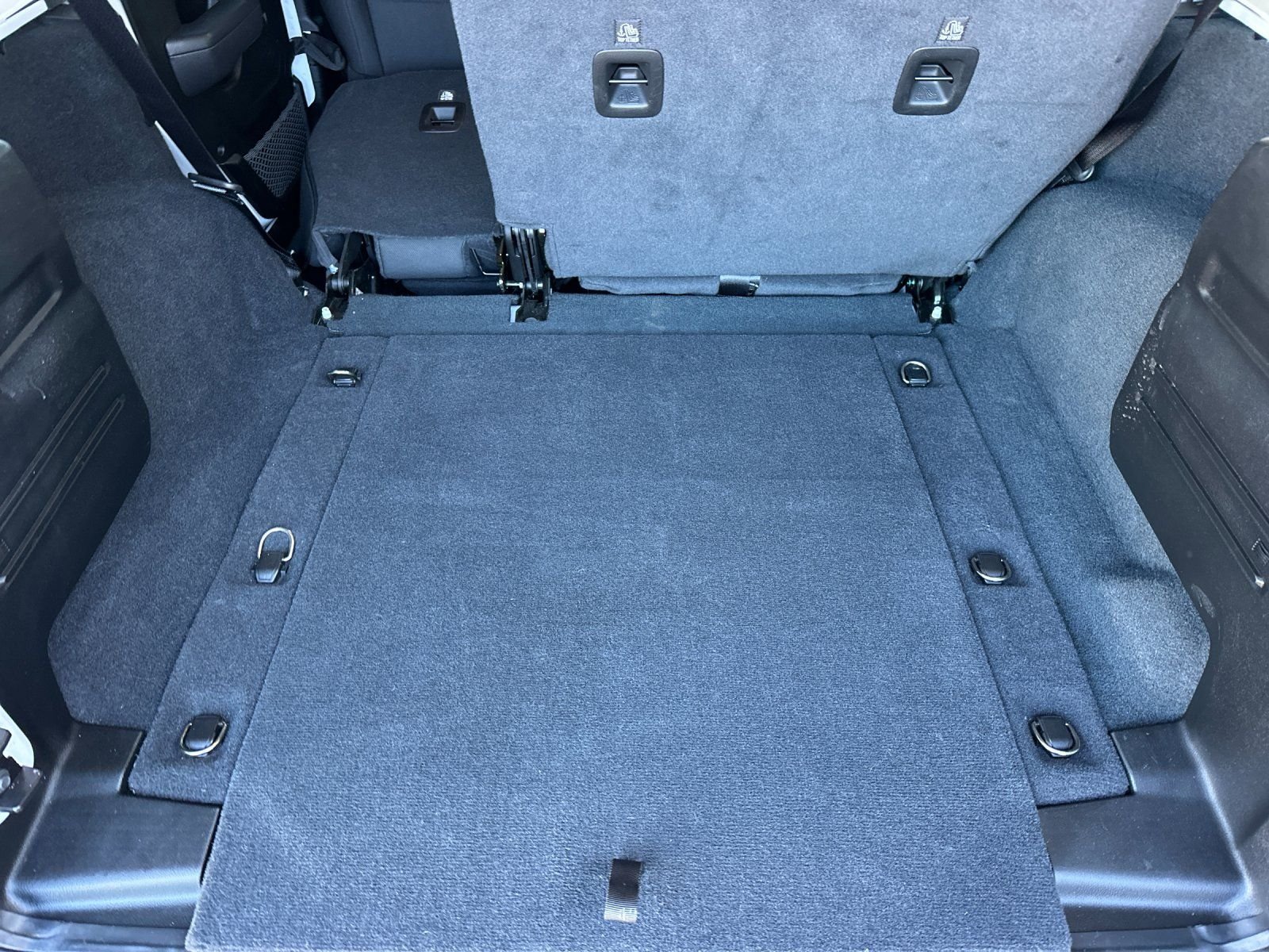 Used 2022 White Jeep Unlimited Willys image 14