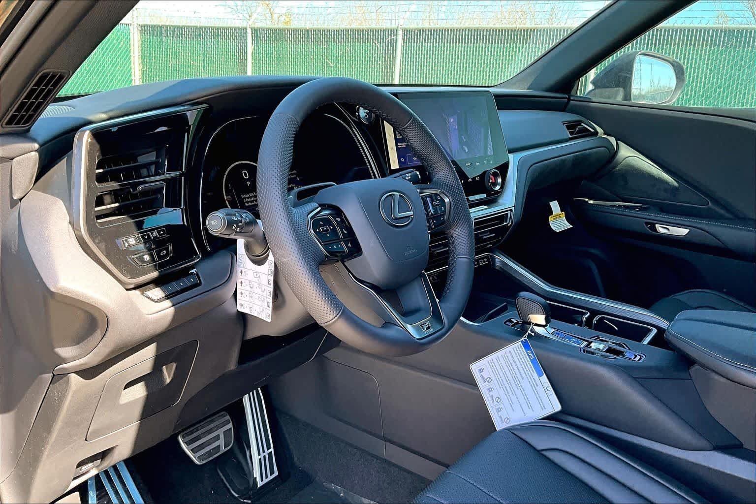 2026 Lexus TX 500h F-Sport Premium - Photo 10