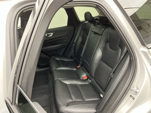 Used 2024 Silver Dawn Metallic Volvo Plus Dark Theme image 11
