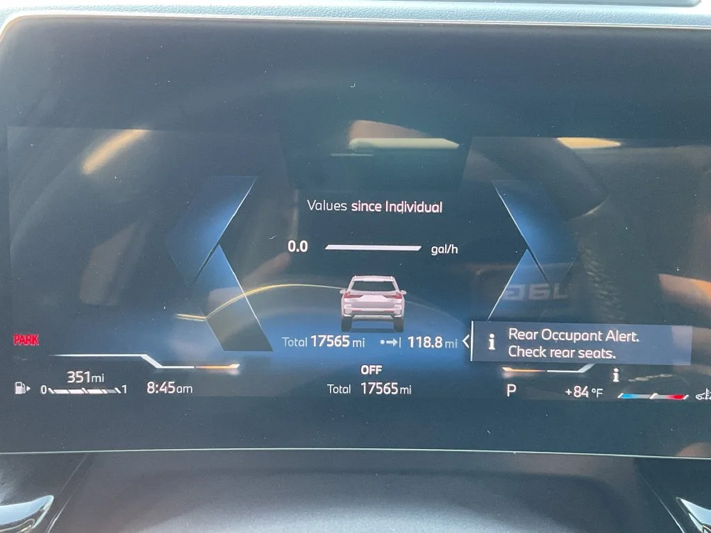 Used 2025 Silver BMW xDrive28i image 32