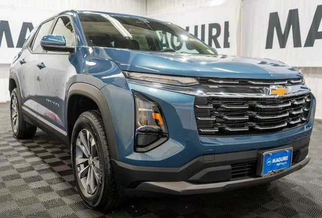 New 2027 Lakeshore Blue Metallic Chevrolet LT image 4