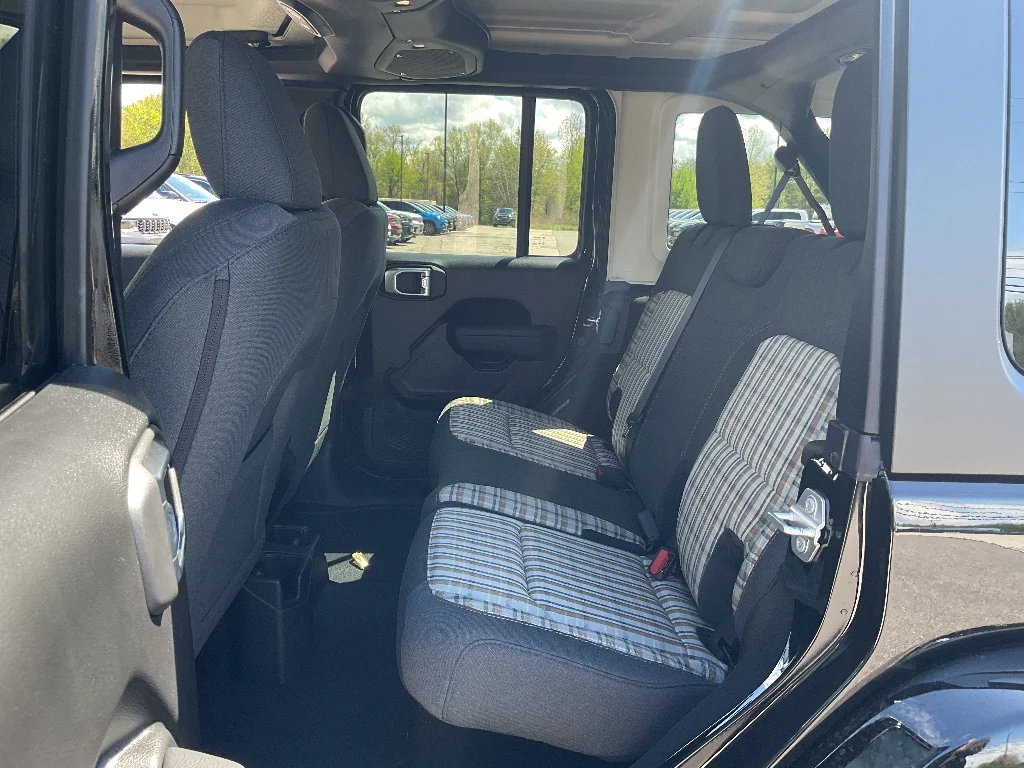 New 2026 Black Clearcoat Jeep 85th Anniversary image 10