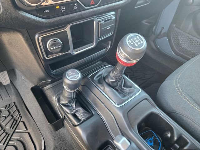 Used 2024 Gray Jeep Sport image 14