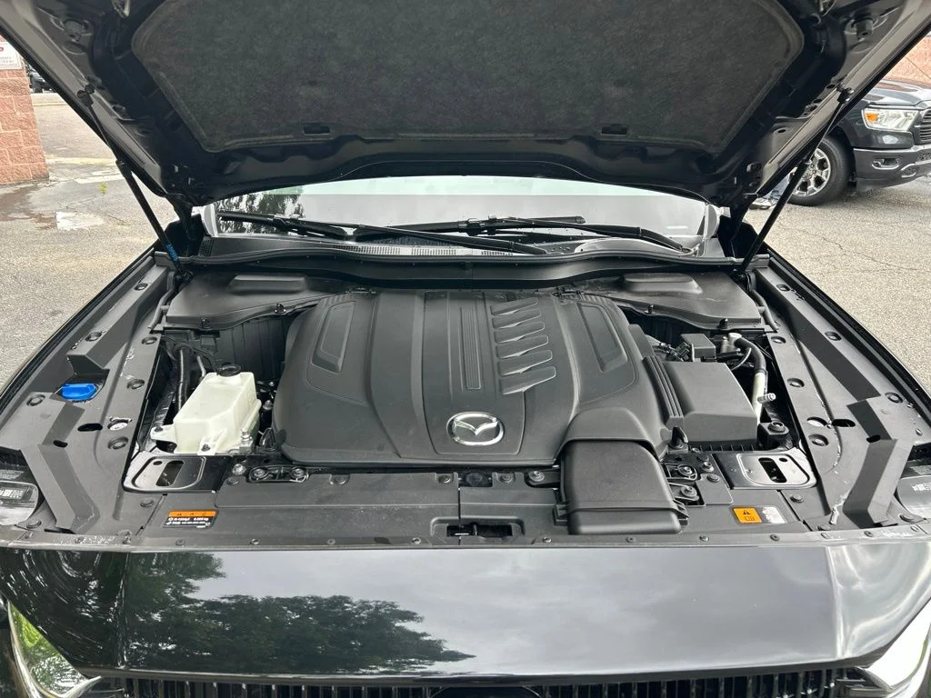 Used 2025 Black Mazda 3.3 Turbo Preferred image 10