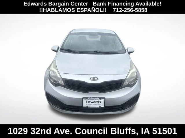 Used 2015 Silver Kia LX image 2