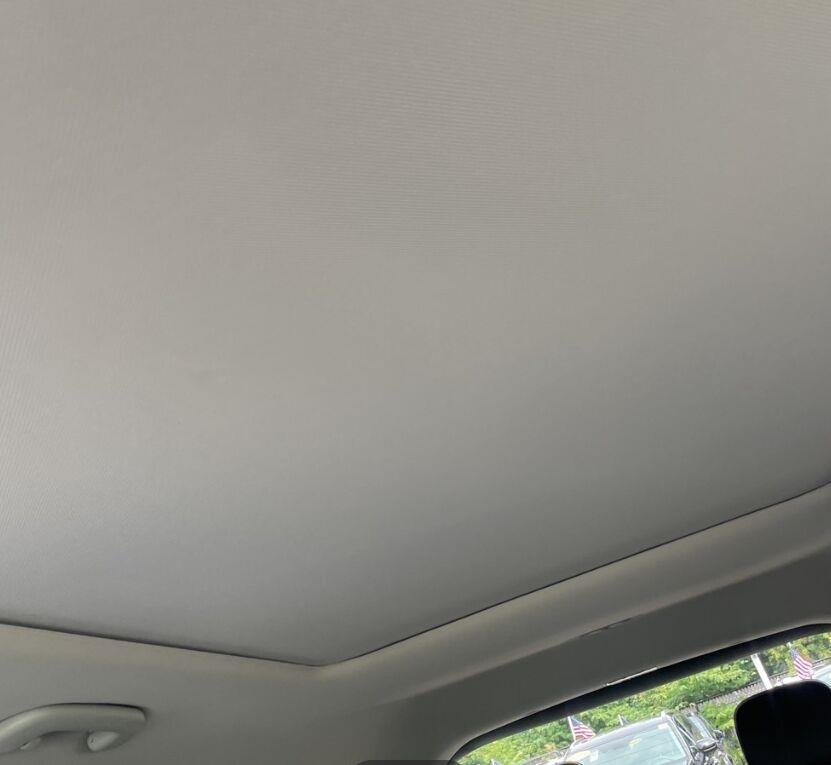 Used 2023 Glacial White Pearl Kia SX image 10