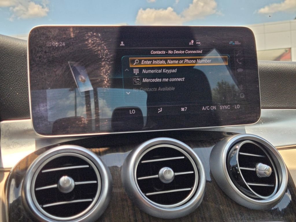 Used 2020 Beige Mercedes-Benz C 300 image 32