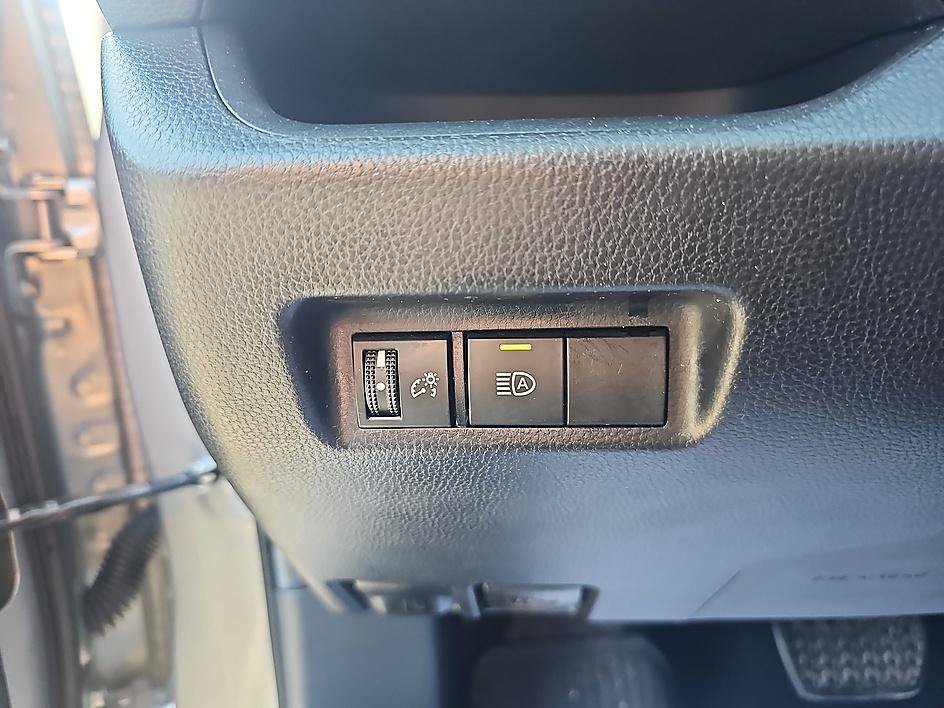 Used 2019 Silver Sky Metallic Toyota LE image 13
