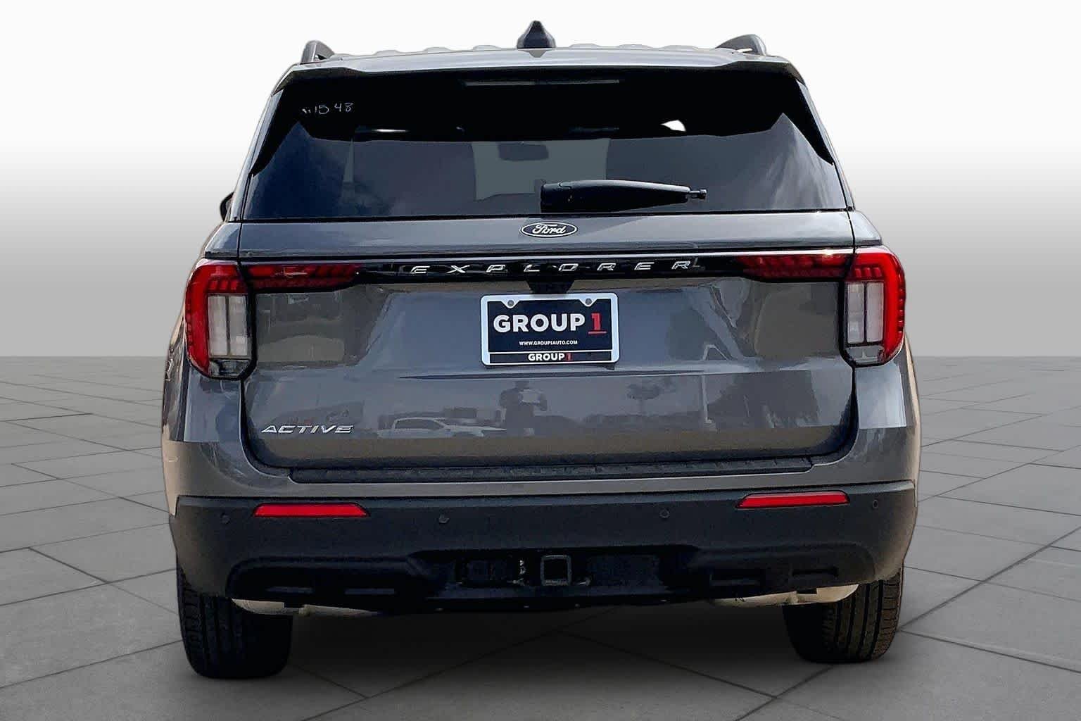 New 2027 Carbonized Gray Metallic Ford Active image 4