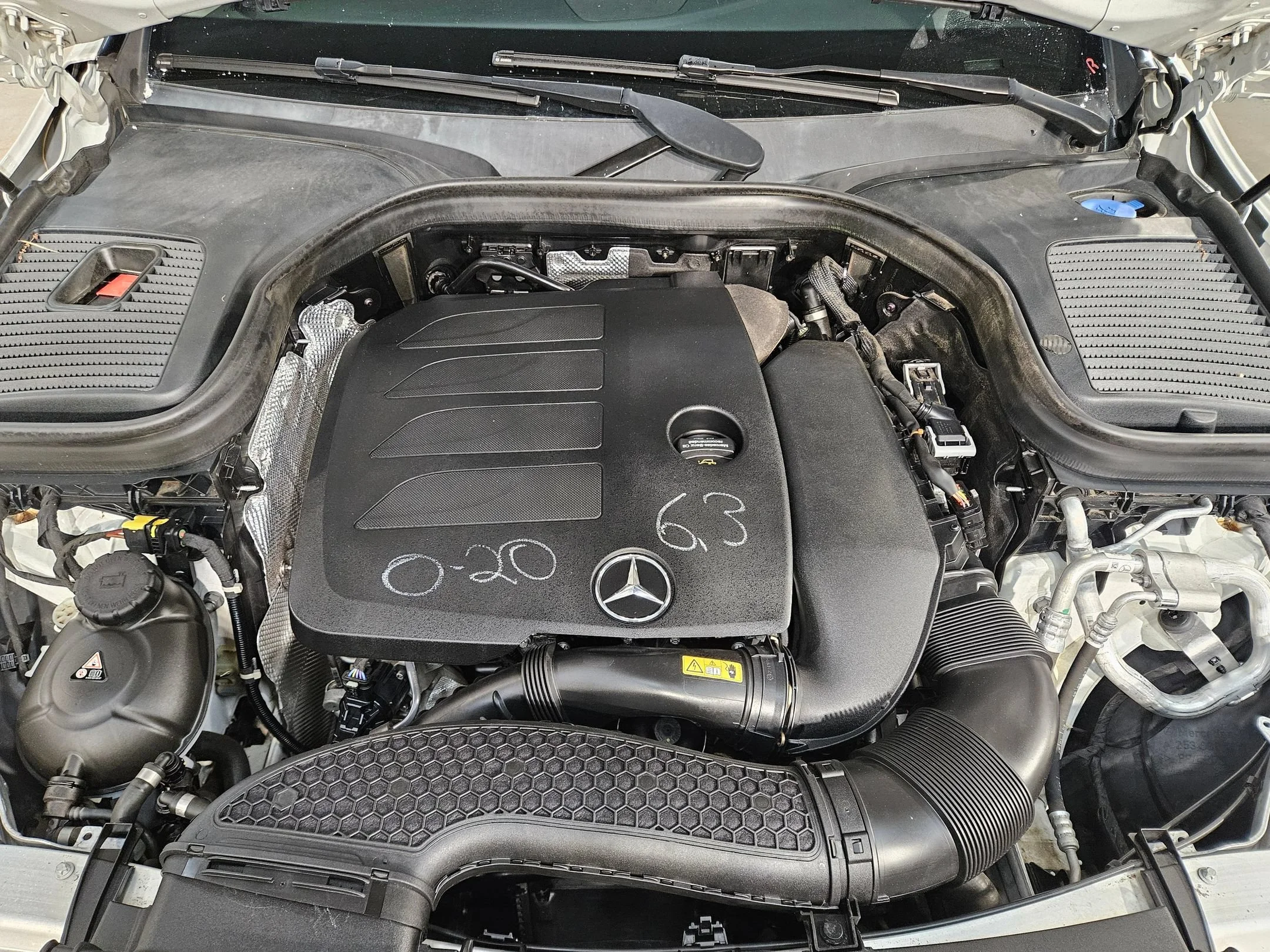 Used 2021 Polar White Mercedes-Benz GLC 300 image 19