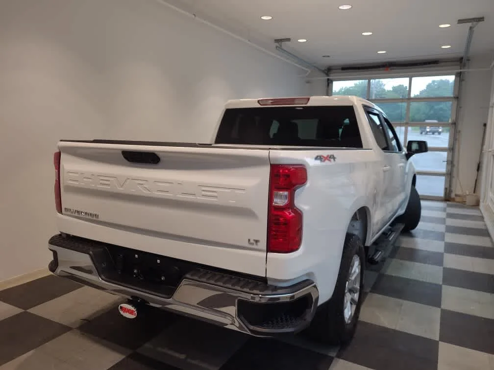 2024 Chevrolet Silverado 1500 LT - Photo 6